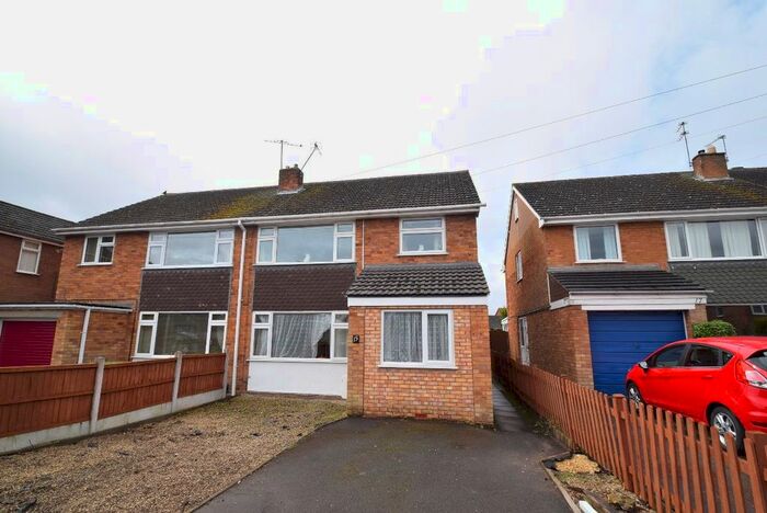 5 Bedroom Semi-Detached House To Rent In Laurel Drive, Newport, TF10