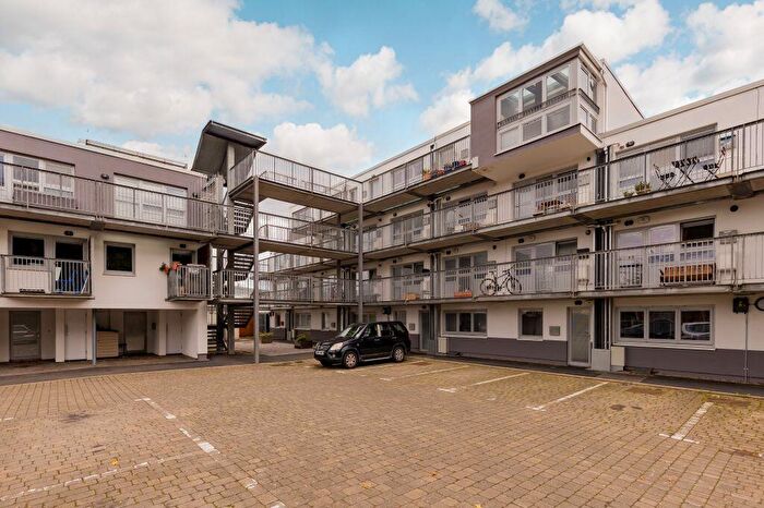 1 Bedroom Flat For Sale In Cellar Bank, Peffermill Road, Prestonfield, Edinburgh, EH16