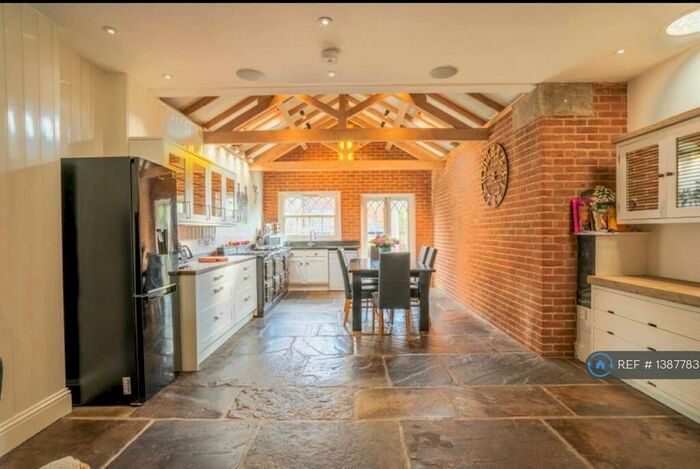 3 Bedroom Terraced House To Rent In Iffley Road, Oxford, OX4