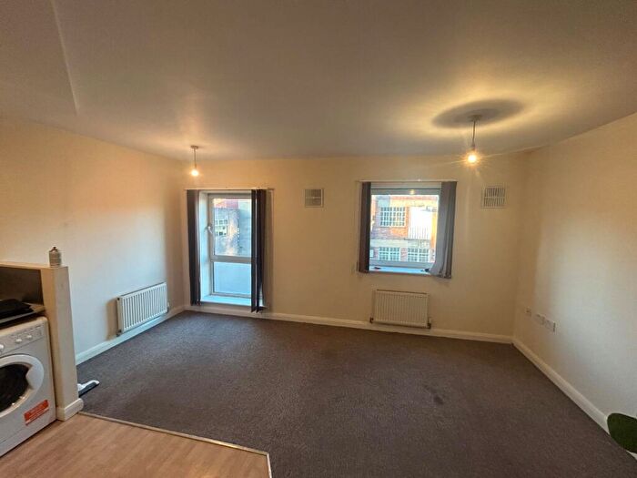 1 Bedroom Apartment To Rent In Fornham Street, Sheffield, South Yorkshire, S2