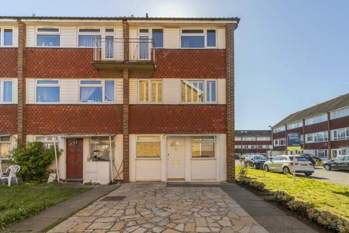 1 Bedroom Flat To Rent In Alanthus Close Lee, SE12