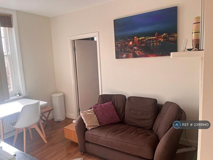 1 Bedroom Flat To Rent In Lisson House, London, NW1