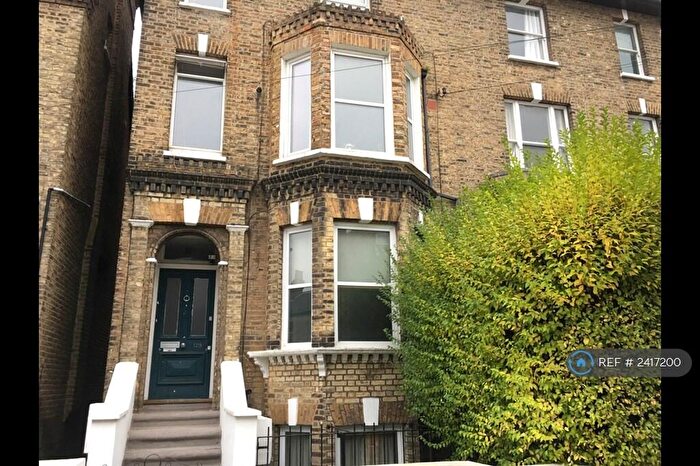 1 Bedroom Flat To Rent In Endlesham Road, London, SW12