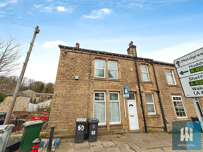 2 Bedroom Terraced House To Rent In Almondbury Bank, Moldgreen, Huddersfield, HD5