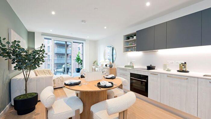 1 Bedroom Flat For Sale In Dunlip House, Aberfeldy Village, London, E14