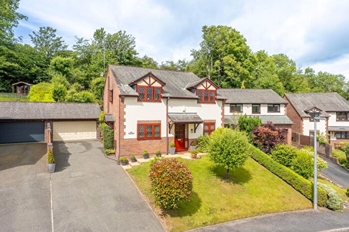 4 Bedroom Detached House For Sale In Bryn Barug, Pontblyddyn, CH7