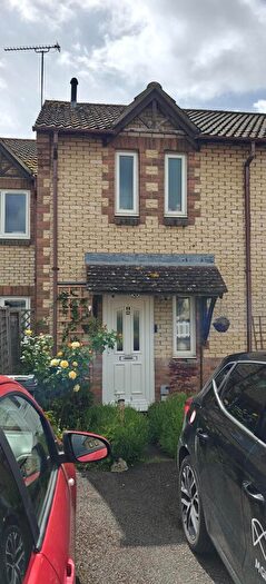 1 Bedroom Terraced House For Sale In Archer Close, Swindon, SN2