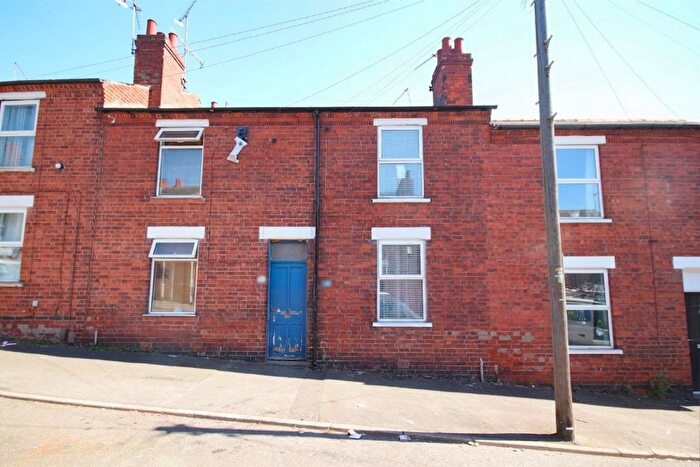 4 Bedroom Terraced House For Sale In Mcinnes Street, Lincoln, LN2
