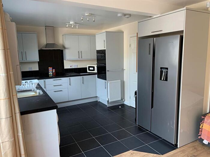 4 Bedroom Private Halls To Rent In Greenwood Court, Upper Holly Walk, Leamington Spa, CV32
