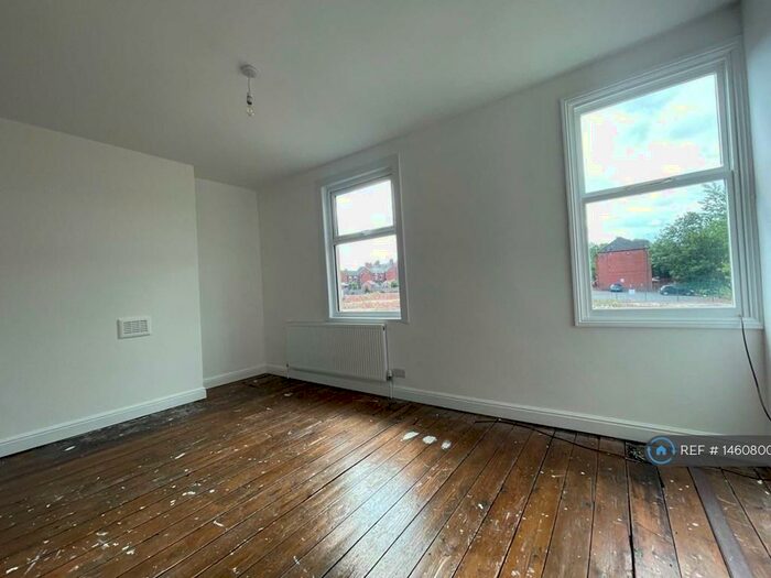 2 Bedroom Terraced House To Rent In Batten Street, Leicester, LE2