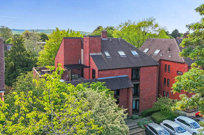 2 Bedroom Apartment For Sale In Woodstock Road, Oxford, Oxfordshire, OX2