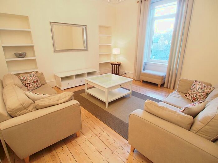 2 Bedroom Flat To Rent In Albert Street, Aberdeen, AB25
