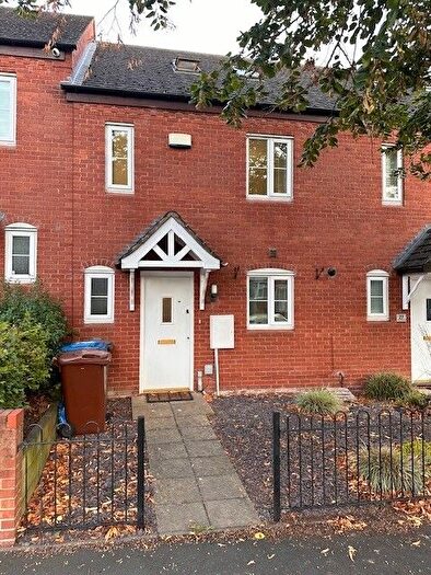 4 Bedroom Terraced House To Rent In Burton Old Road, Streethay, Lichfield, WS13