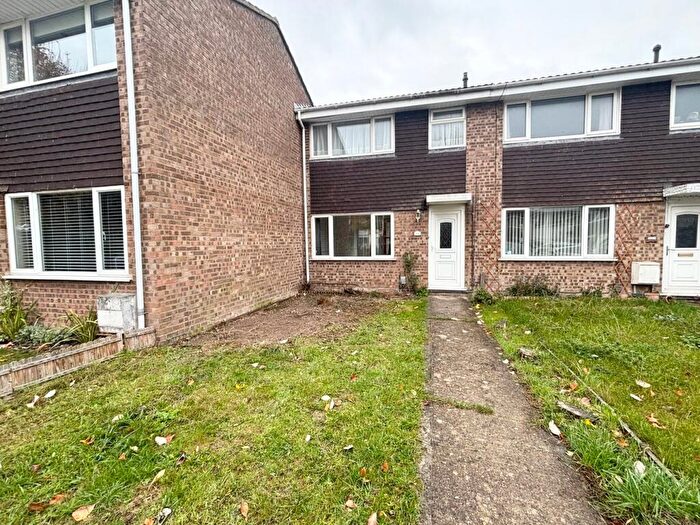 3 Bedroom House To Rent In Wordsworth Close, Royston, SG8