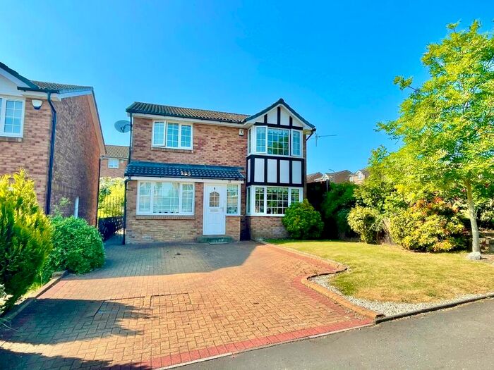 4 Bedroom Detached House To Rent In Bellflower Grove, Stewartfield, East Kilbride, G74