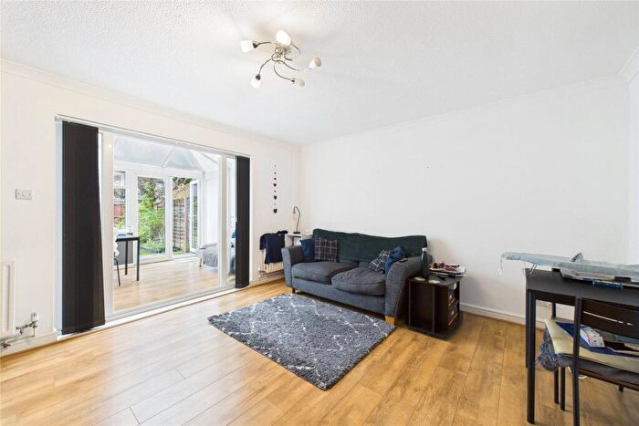 2 Bedroom Terraced House To Rent In Lyndsey Close, Farnborough, Hampshire, GU14