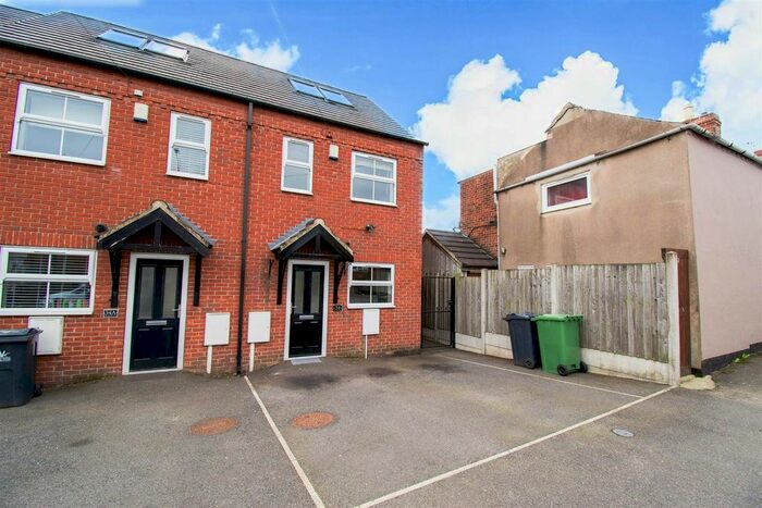 3 Bedroom End Of Terrace House To Rent In Birchwood Lane, Somercotes, Alfreton, DE55
