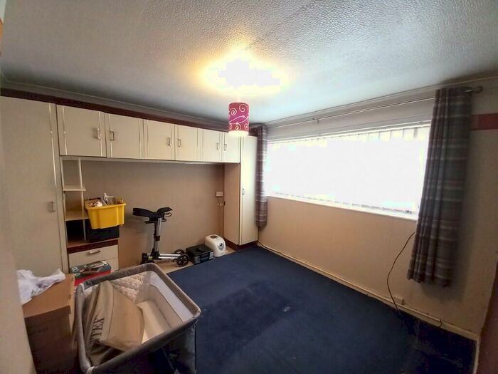 3 Bedroom Terraced House For Sale In Bangor, Gwynedd, LL57
