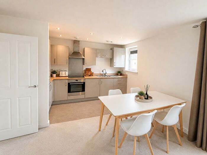 2 Bedroom Flat For Sale In Hope Close, Peterborough, PE3