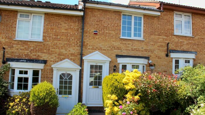 2 Bedroom Semi-Detached House To Rent In Firs Avenue, London, N11
