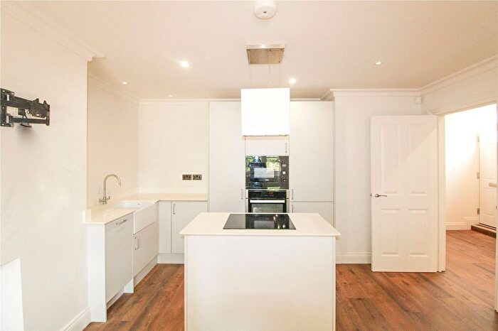 2 Bedroom Flat To Rent In Canning Road, Croydon, CR0