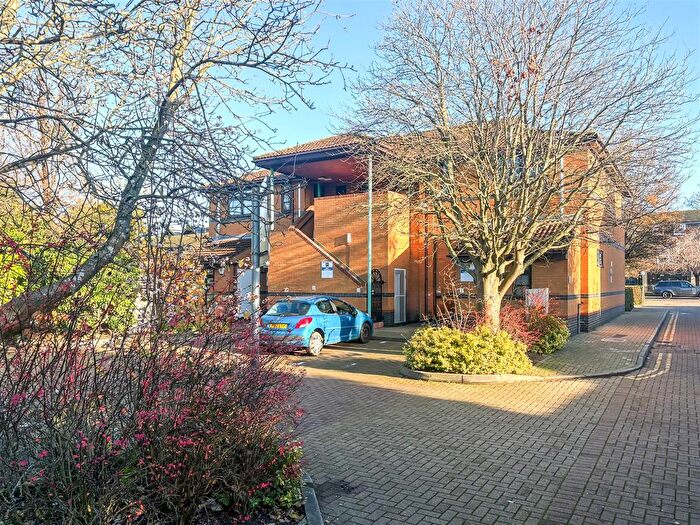 2 Bedroom Flat For Sale In Wedgewood Drive, Cherry Hinton, CB1