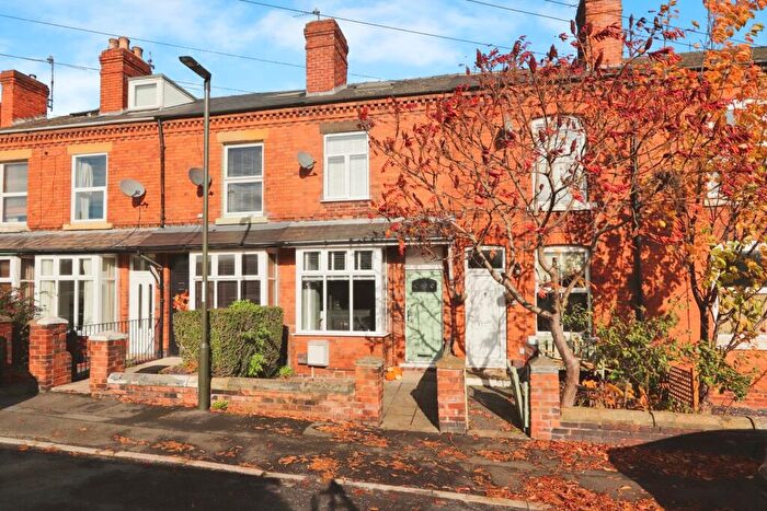 2 Bedroom Terraced House For Sale In South Street North, New Whittington, Chesterfield, Derbyshire, S43