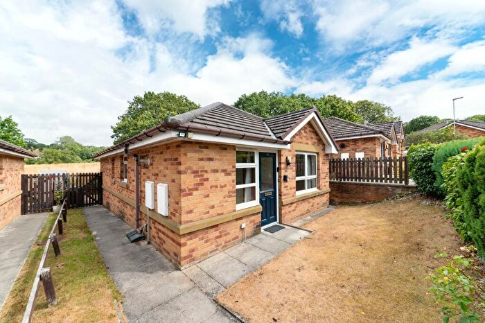 2 Bedroom Detached Bungalow For Sale In Fairfield Rise, Kirkburton, HD8