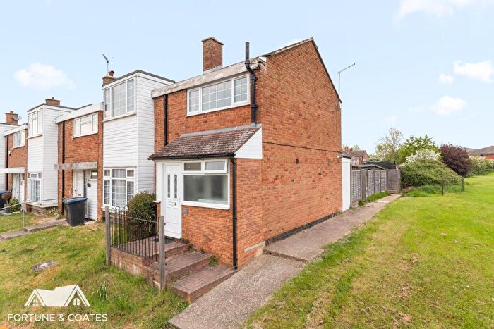 3 Bedroom End Of Terrace House For Sale In Barn Mead, Harlow, CM18