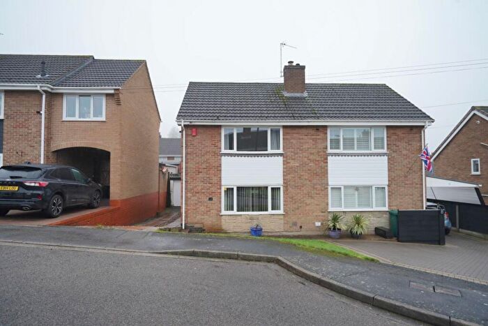 3 Bedroom Semi Detached House For Sale In Darley Close, Castle Gresley, Swadlincote, Derbyshire, DE11