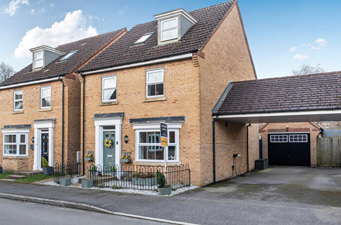 4 Bedroom Detached House For Sale In Lords Close, Wroughton, Swindon, SN4