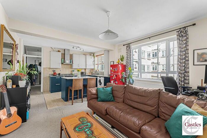 1 Bedroom Flat To Rent In Beaumont Court, E5
