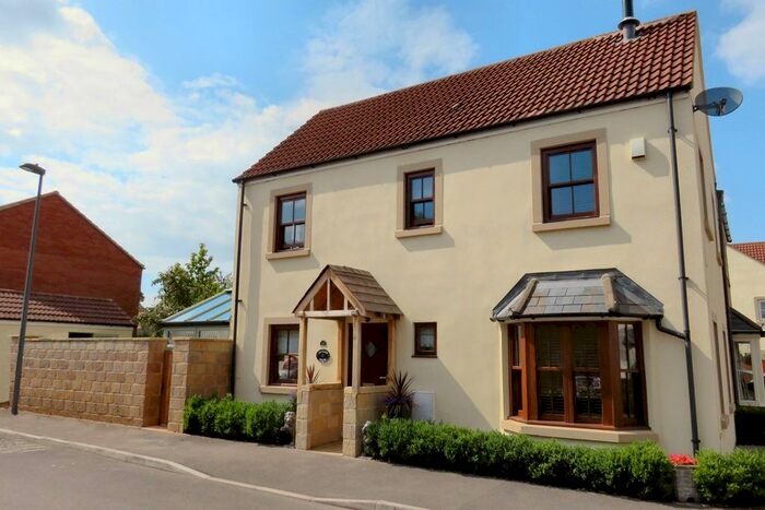 3 Bedroom Semi-Detached House For Sale In Kings Field, Rangeworthy, BS37