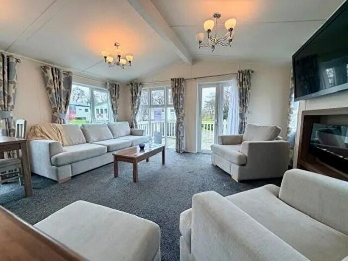 2 Bedroom Park Home For Sale In Ribble Valley Country Amp; Leisure Park, Paythorne, Clitheroe, BB7