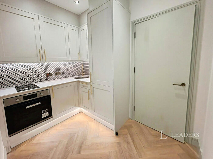 1 Bedroom Flat To Rent In Davigdor Road, BN3