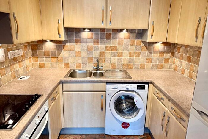 2 Bedroom Retirement Property For Sale In Penrith Court, Broadwater Street East, Worthing, West Sussex, BN14