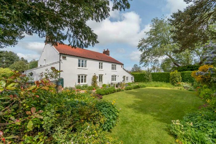 4 Bedroom Detached House For Sale In The Green, Edgefield, NR24