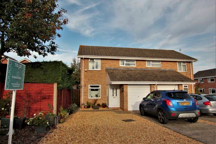 3 Bedroom Semi-Detached House To Rent In Meridian Walk, Trowbridge, BA14