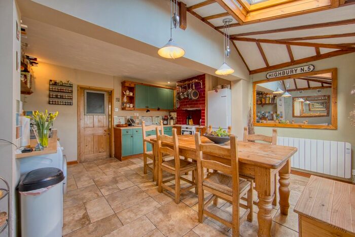 1 Bedroom Cottage For Sale In Ham Farm Cottages, Ham, CT14