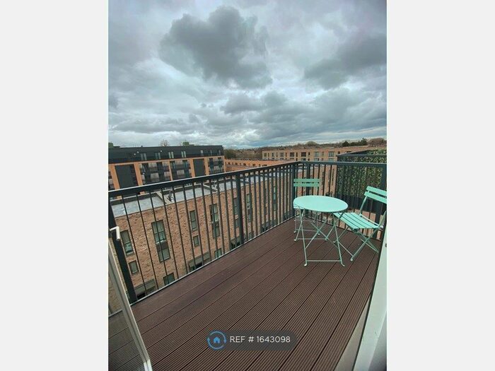 2 Bedroom Flat To Rent In Nine Wells Road, Trumpington, Cambridge, CB2