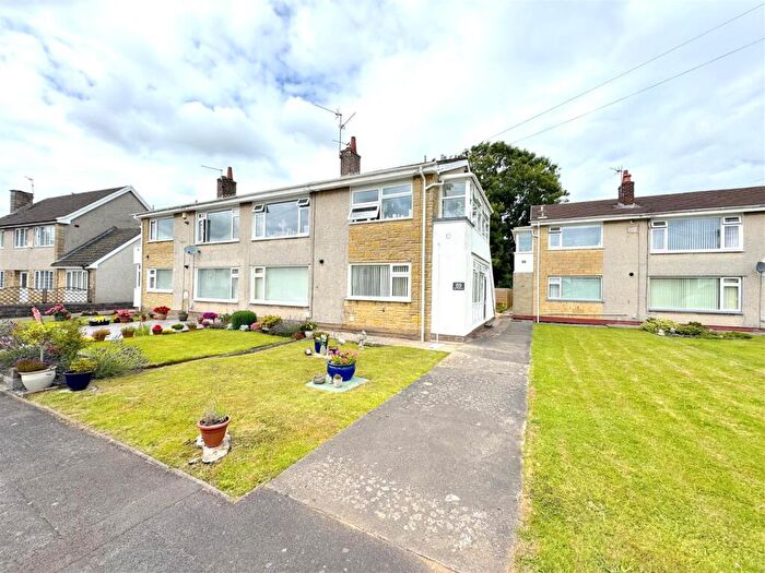 2 Bedroom Maisonette For Sale In Heol Briwnant, Rhiwbina, Cardiff, CF14
