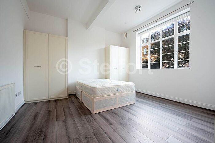 4 Bedroom Apartment To Rent In Bickerton Road, London, N19