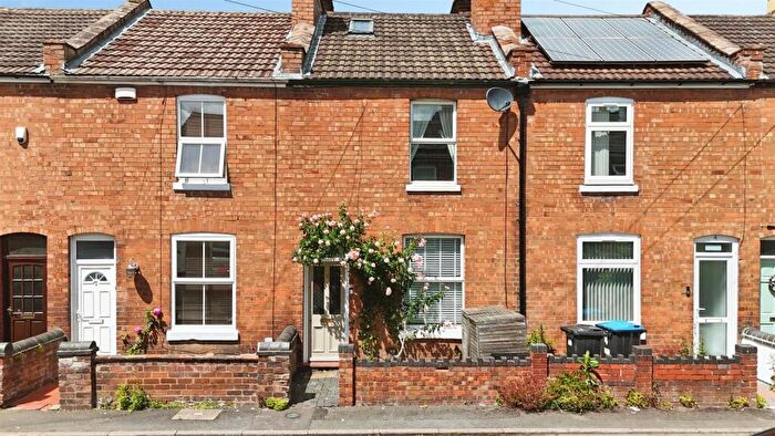 2 Bedroom Terraced House For Sale In Clapham Square, Leamington Spa, CV31