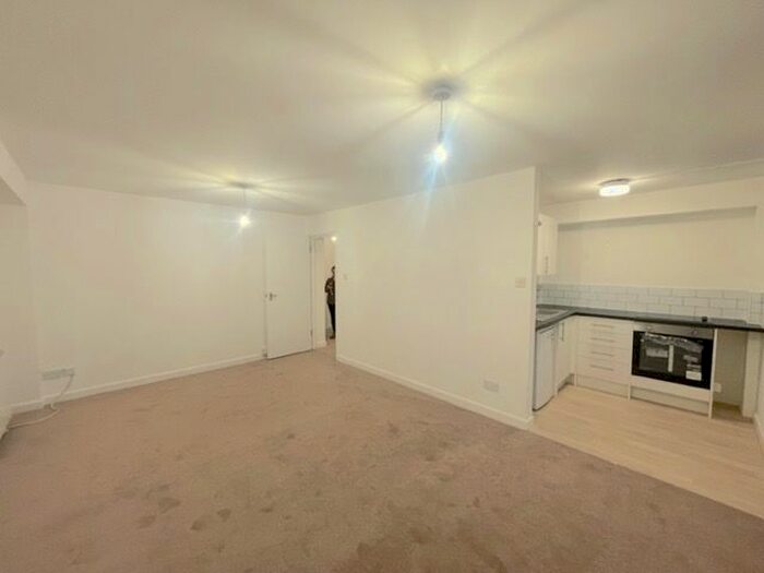 Studio To Rent In St James Street, Brighton, BN2