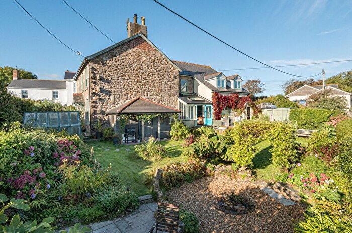 4 Bedroom Semi-Detached House For Sale In Drift, Buryas Bridge, TR19