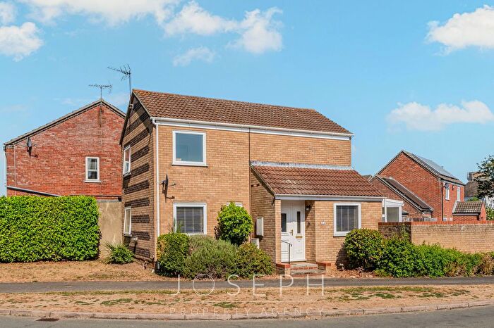 3 Bedroom Detached House For Sale In Dains Place, Trimley St. Mary, IP11