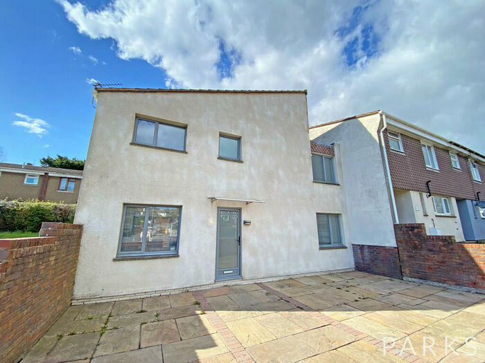 3 Bedroom End Of Terrace House To Rent In Patchdean, Brighton, BN1