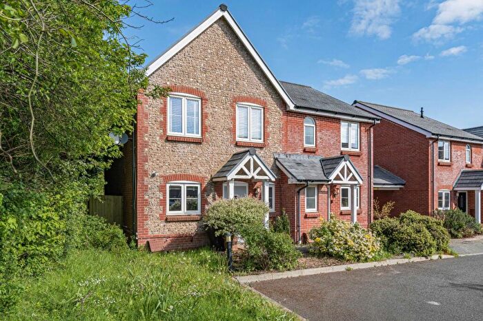 3 Bedroom Semi-Detached House For Sale In Longbourn Way, Medstead, Alton, Hampshire, GU34