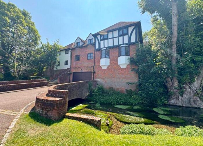 2 Bedroom Apartment To Rent In Springwater Mill, High Wycombe, HP11