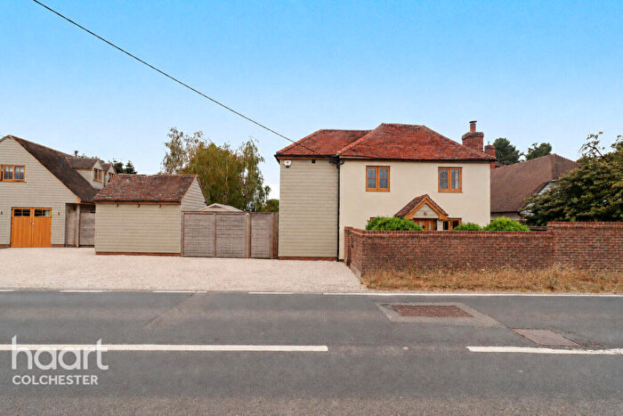 3 Bedroom Detached House For Sale In Halstead Road, Colchester, CO6